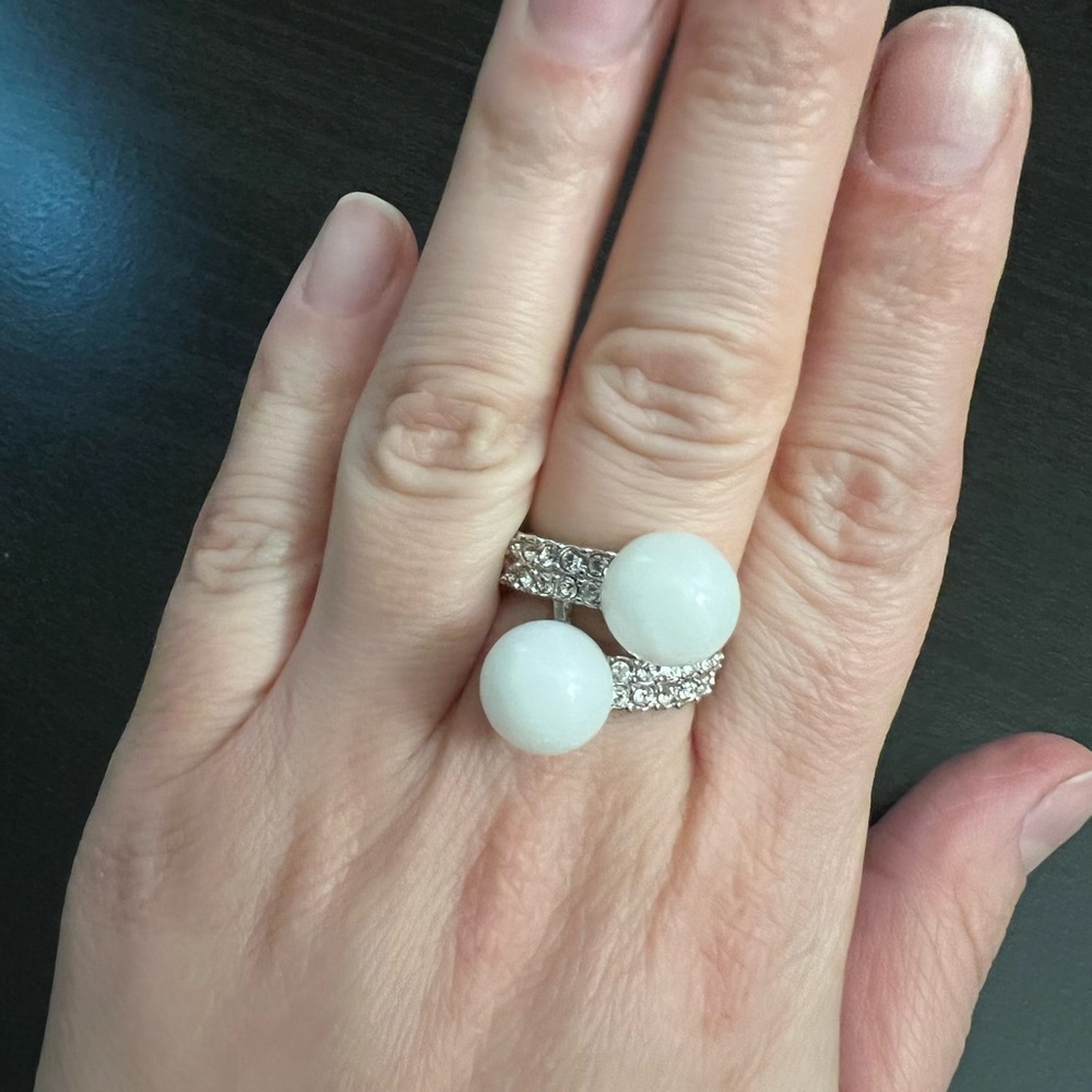 Ring - Picture 2 of 6